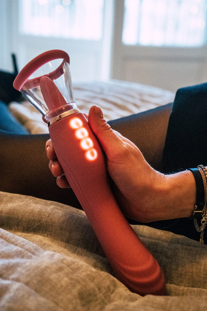 le WAND - Lick 3-in-1