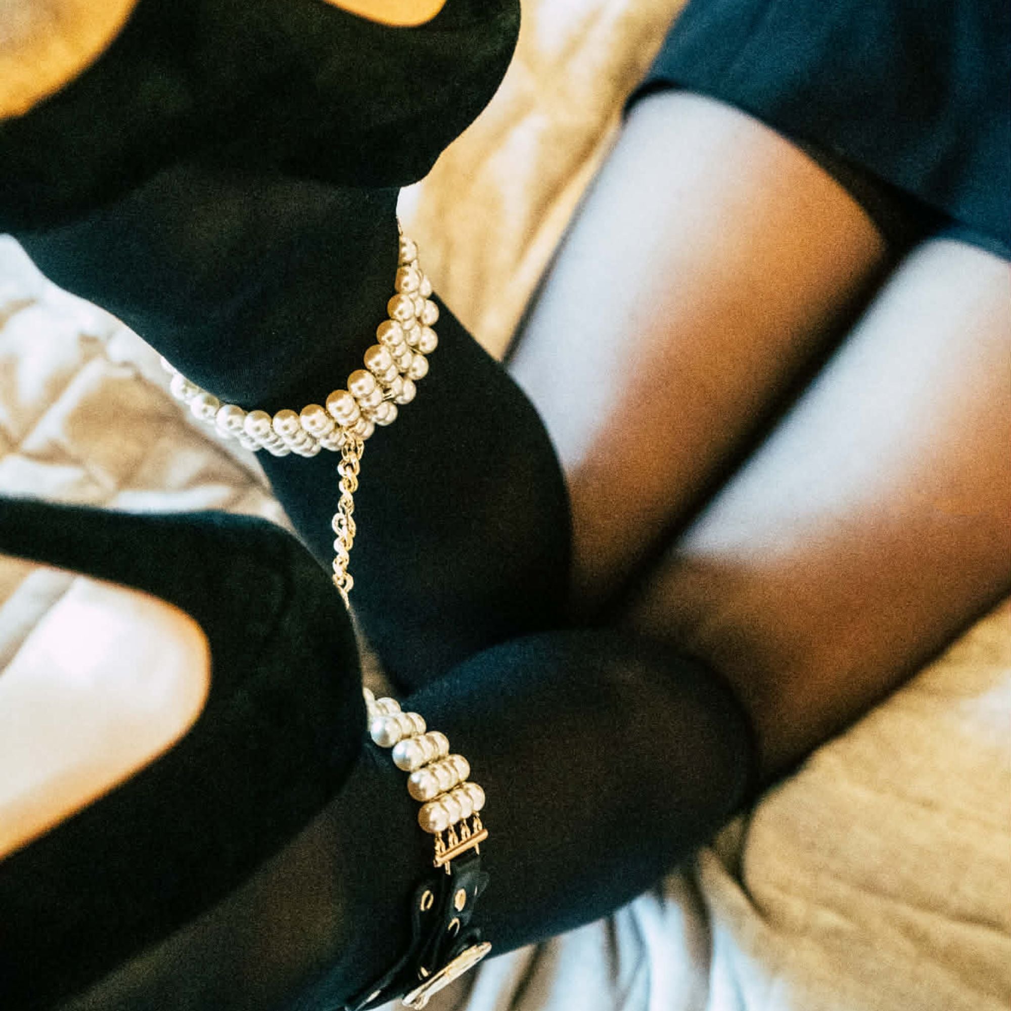 Soirée Pearl Handcuffs