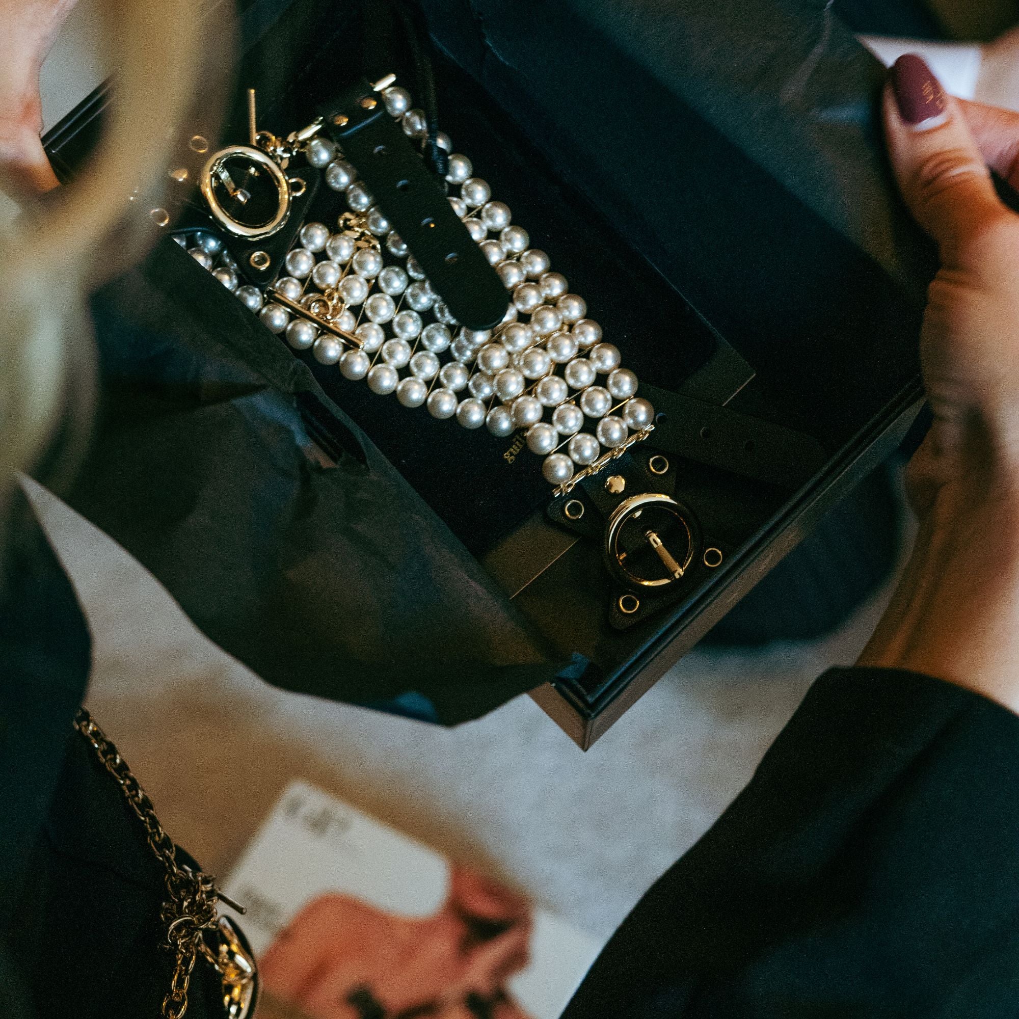 Soirée Pearl Handcuffs